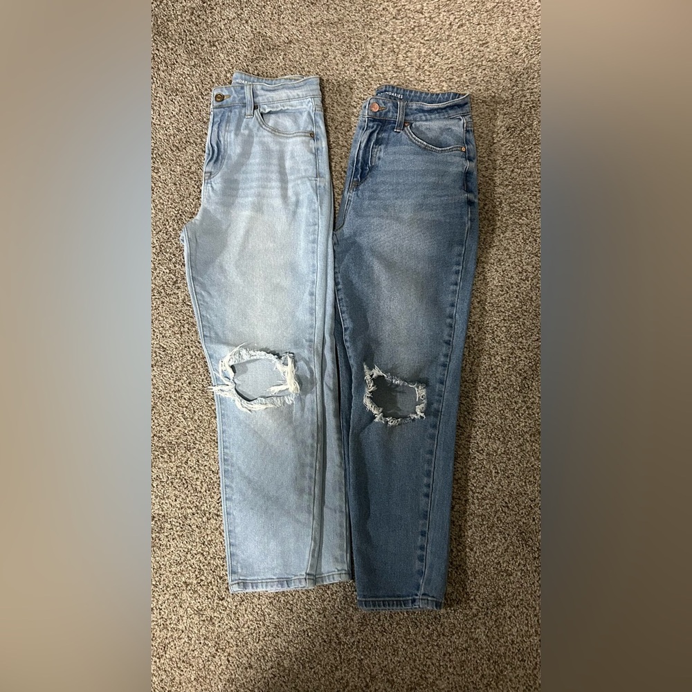 No Boundaries Straight leg distressed jean bundle